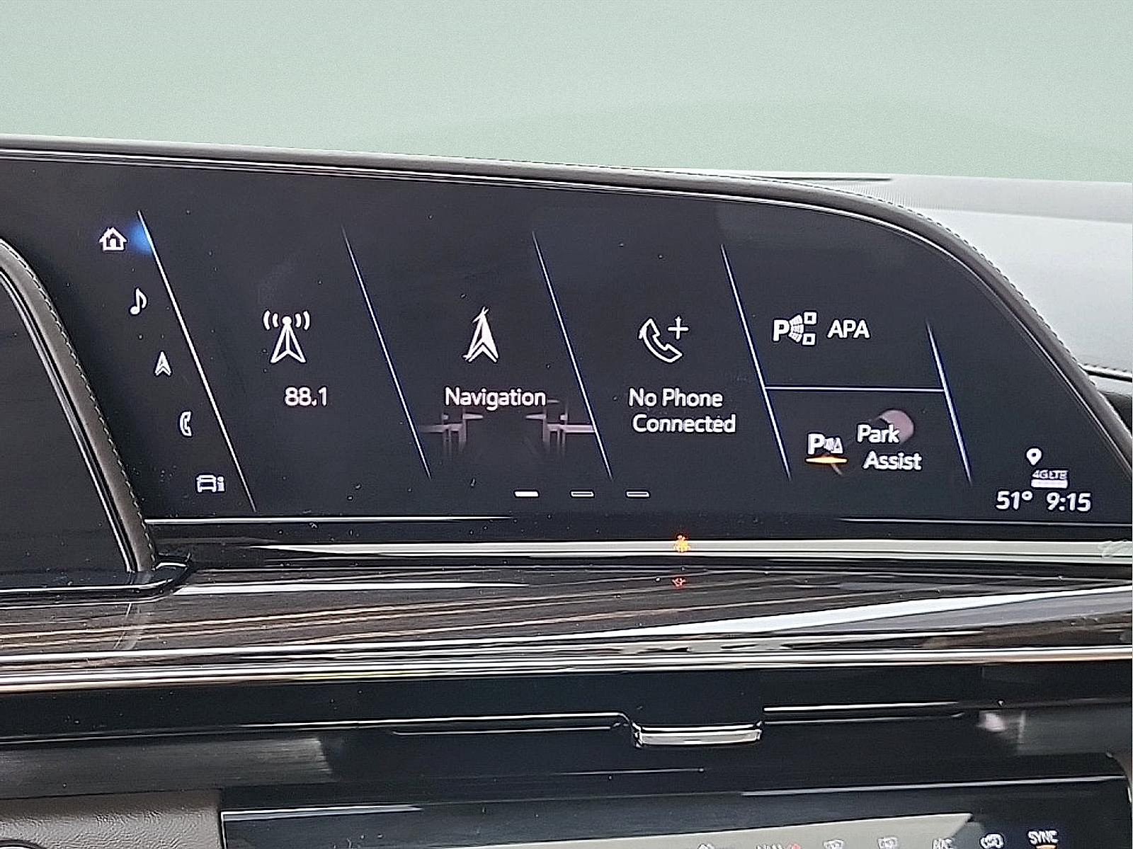 Used 2021 Cadillac Escalade Sport w/ Driver Assist Tech Package AWD/4WD image 26