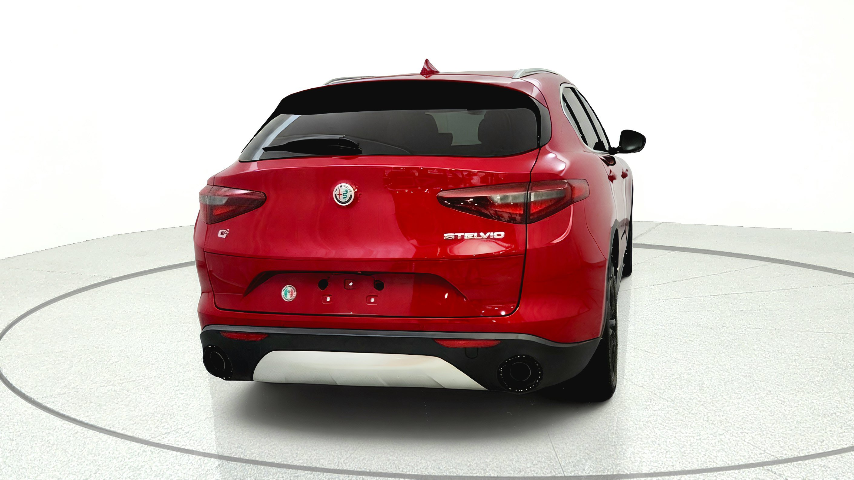 Used 2018 Alfa Romeo Stelvio AWD image 6