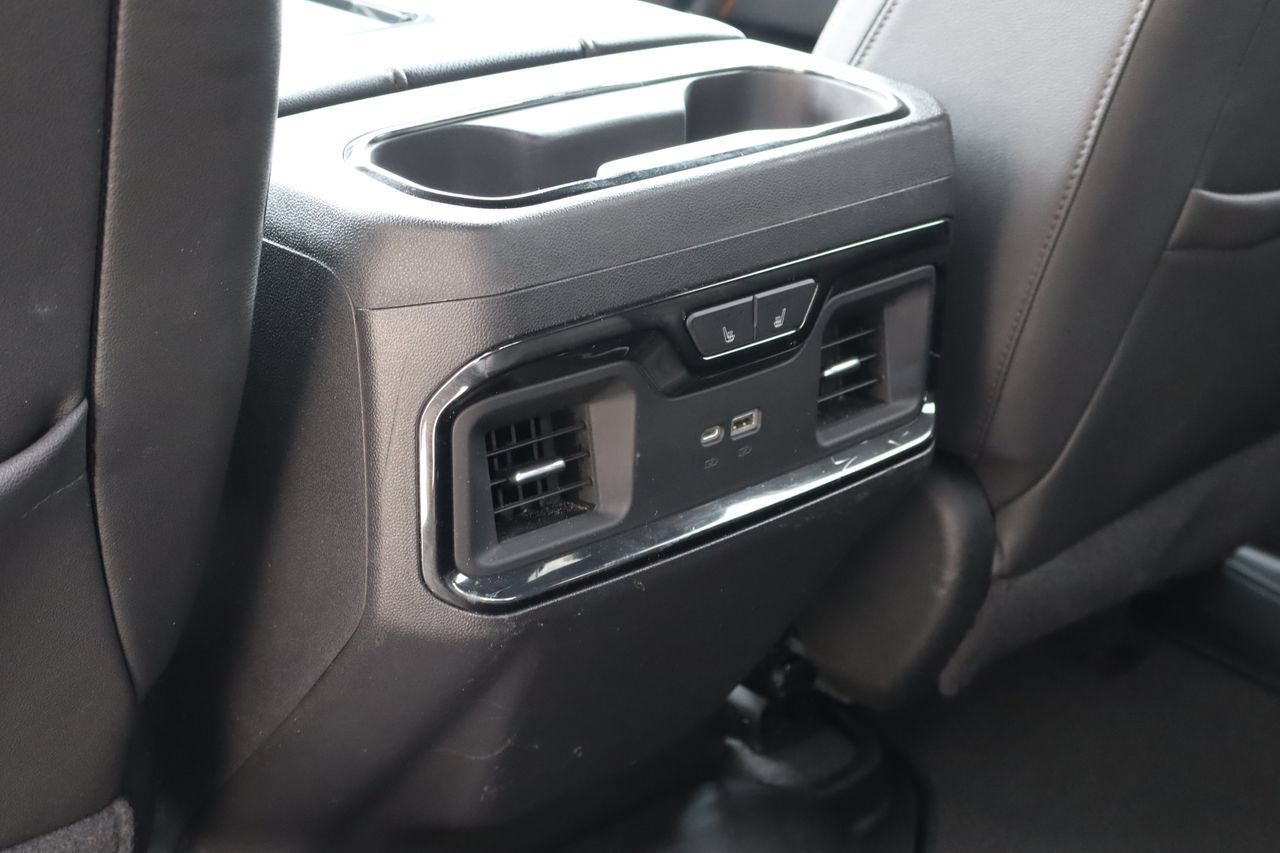 Used 2022 GMC Sierra 1500 AT4 w/ AT4 Premium Package AWD/4WD image 19