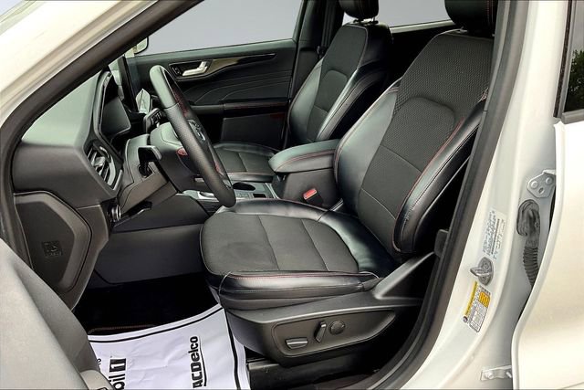 Used 2023 Ford Escape ST-Line w/ Tech Pack #1 image 22