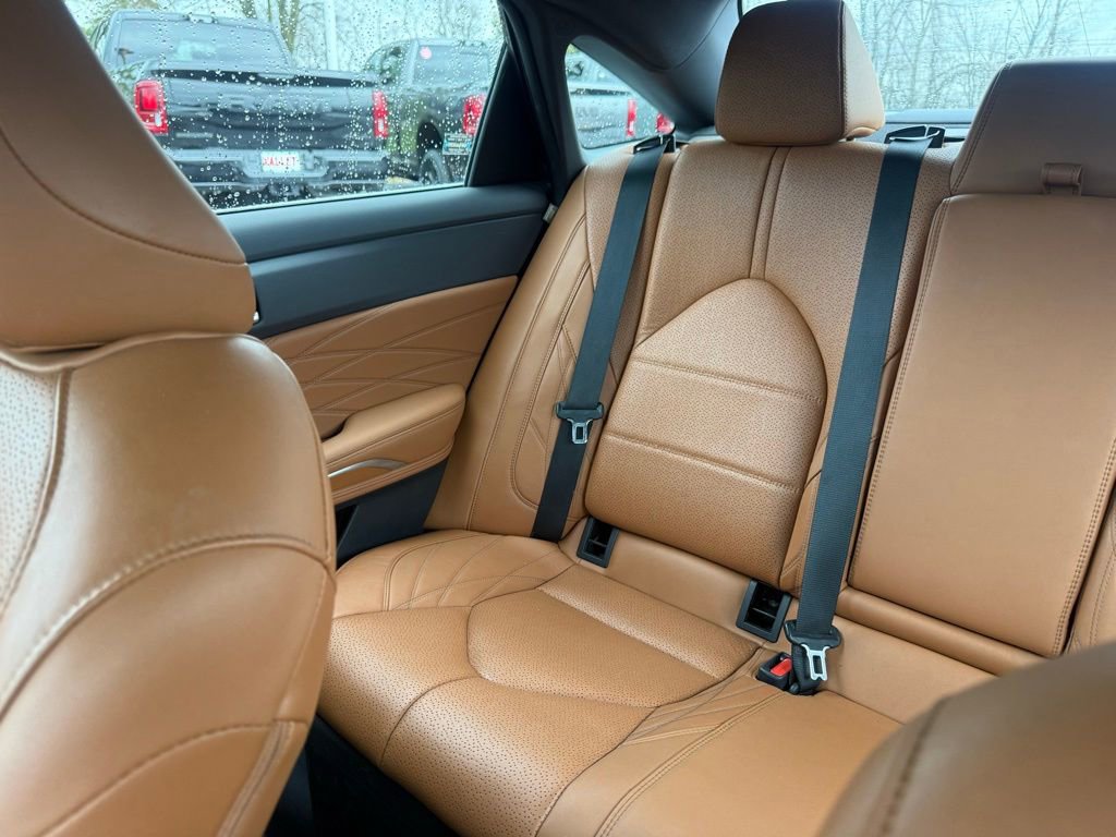Used 2019 Toyota Avalon Limited w/ Advanced Safety Package image 31