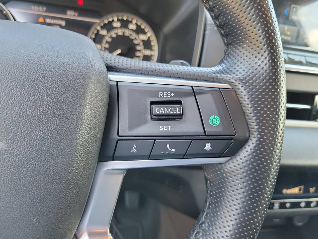 Used 2024 Mitsubishi Outlander SE Black Edition FWD image 24