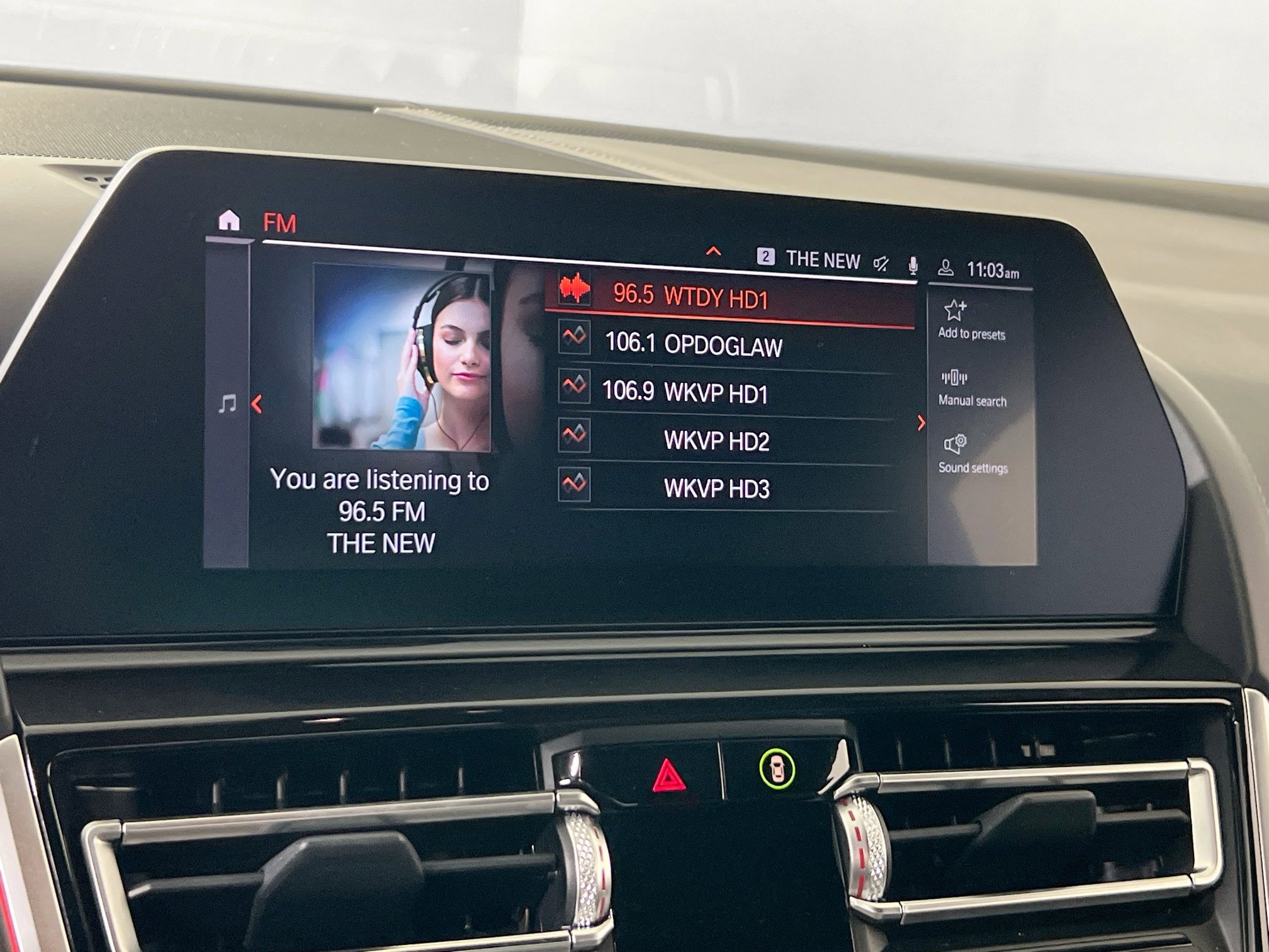 Used 2022 BMW M850i xDrive Convertible w/ Driving Assistance Package image 15