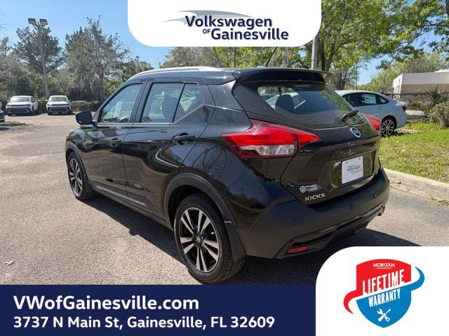 Used 2020 Nissan Kicks SR image 4