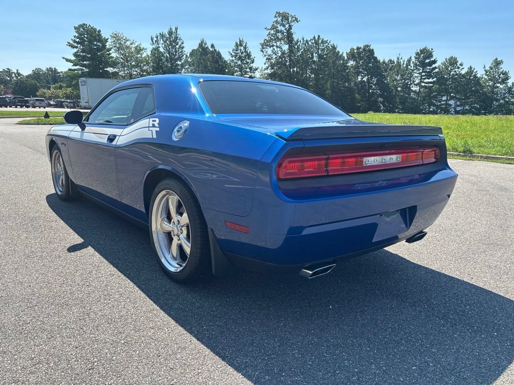 Used 2012 Dodge Challenger R/T RWD image 5