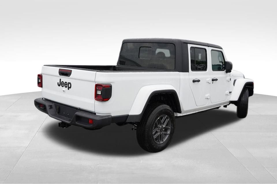 New 2025 Jeep Gladiator Sport AWD/4WD image 3