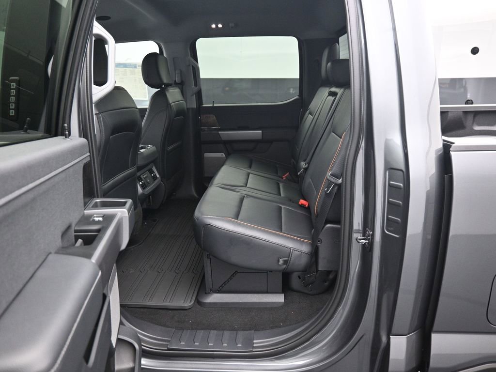 New 2026 Ford F250 Lariat w/ Black Appearance Package image 20