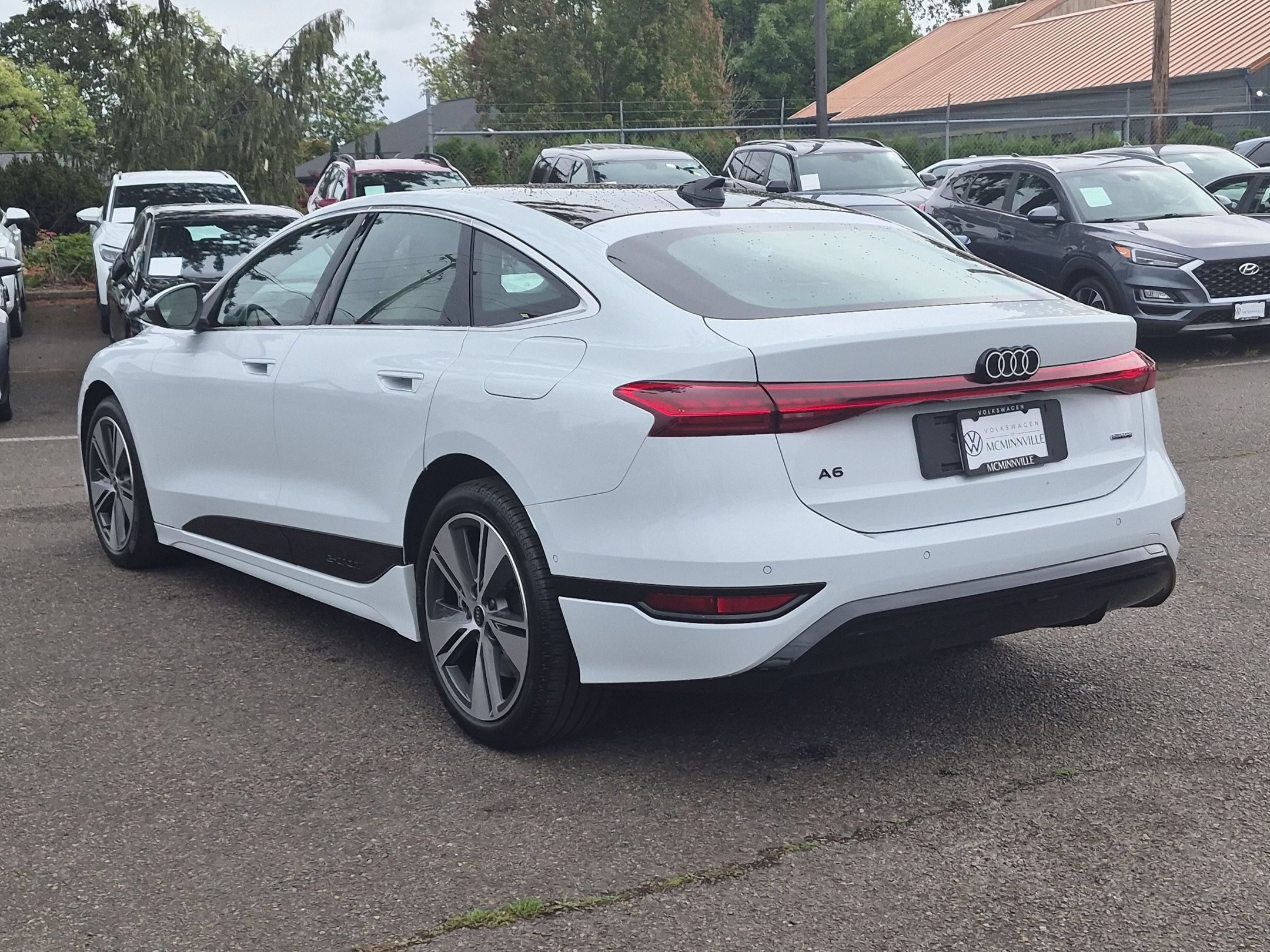 Used 2025 Audi A6 e-tron Premium Plus w/ Premium Plus AWD/4WD image 3