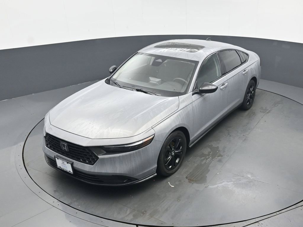 Used 2025 Honda Accord SE image 35
