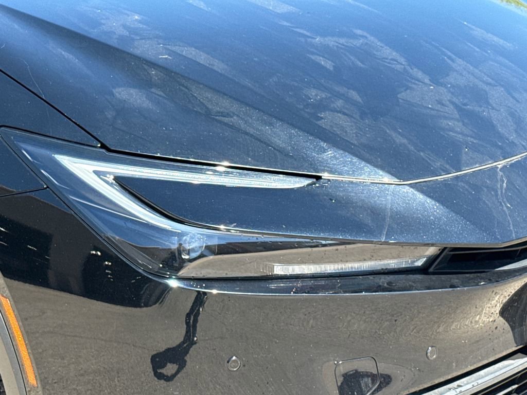 Used 2024 Toyota Prius LE image 4