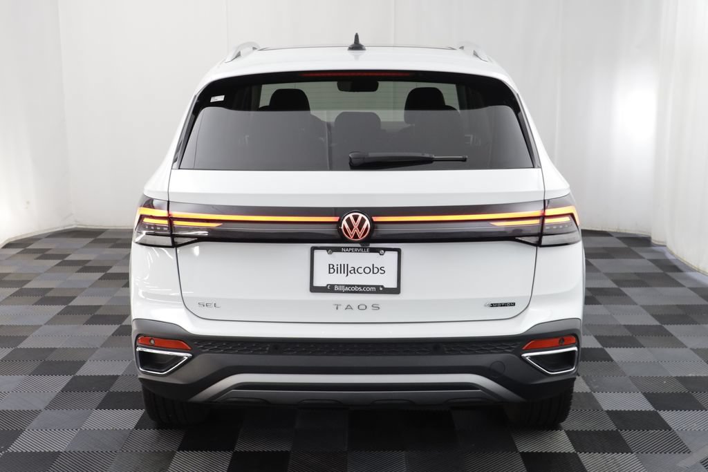 Used 2025 Volkswagen Taos SEL w/ Black Wheel Plus Package AWD/4WD image 17