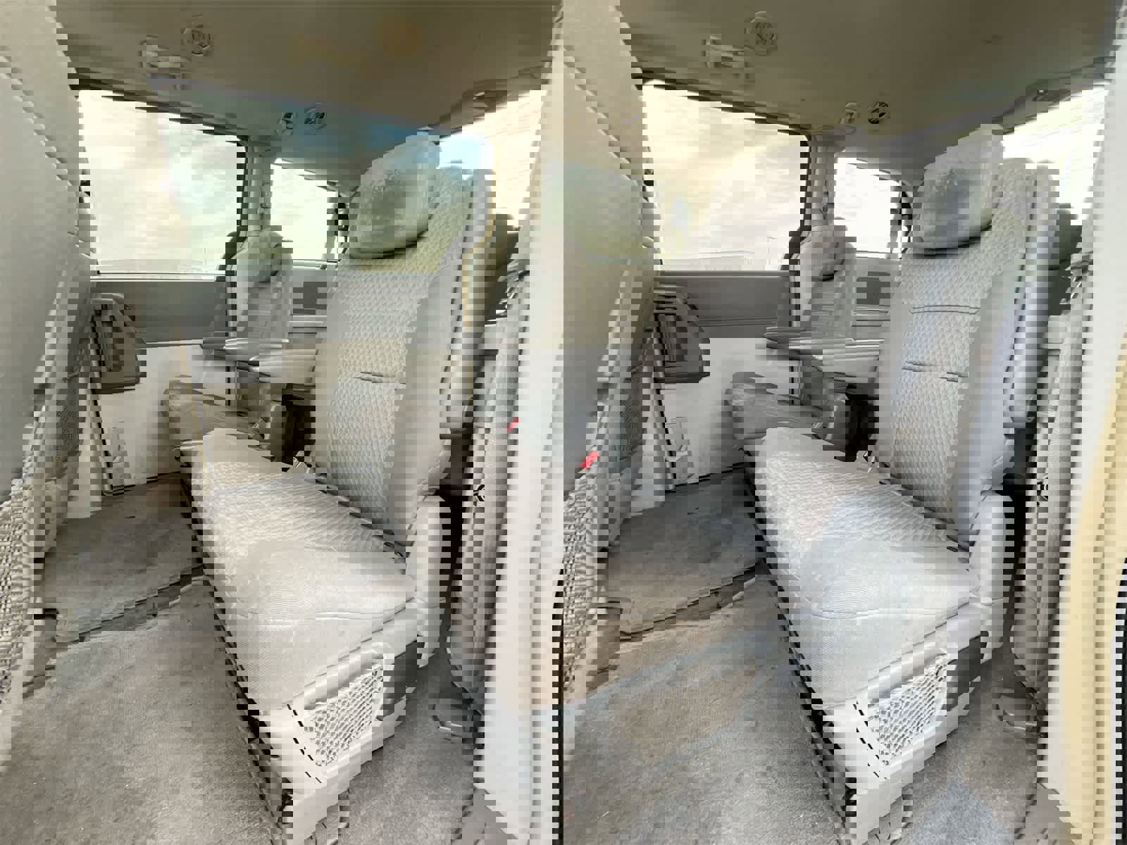 Used 2009 Chrysler Town & Country LX image 19