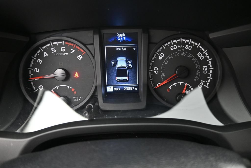 Used 2022 Toyota Tacoma SR AWD/4WD image 14