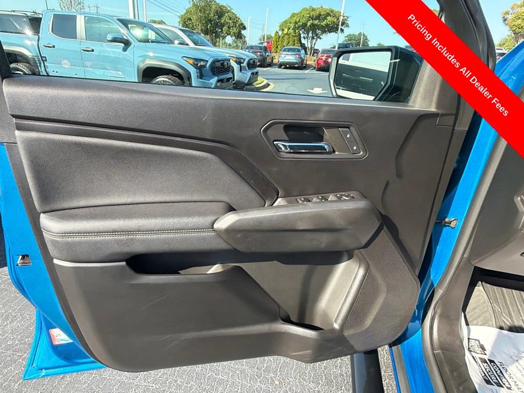 Used 2023 Chevrolet Colorado LT w/ LT Convenience Package III AWD/4WD image 18