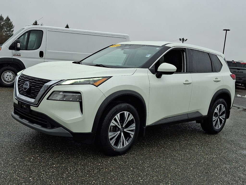 Used 2023 Nissan Rogue SV image 6