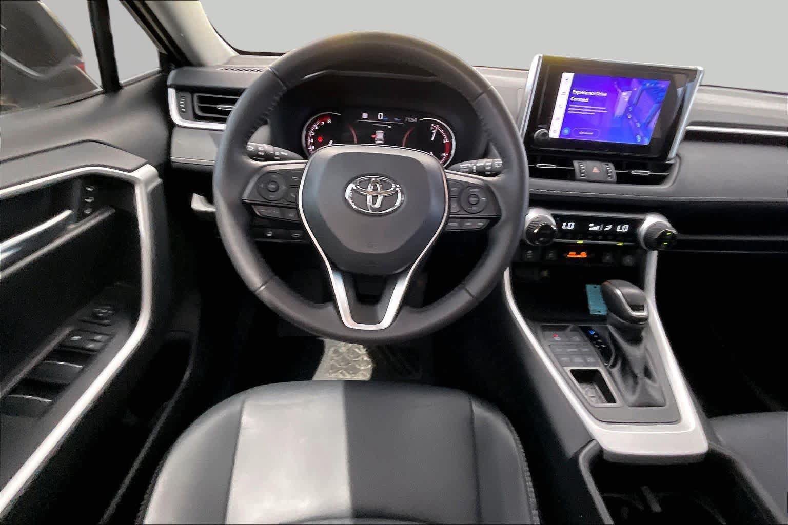 Used 2025 Toyota RAV4 XLE Premium w/ Weather Package AWD/4WD image 6