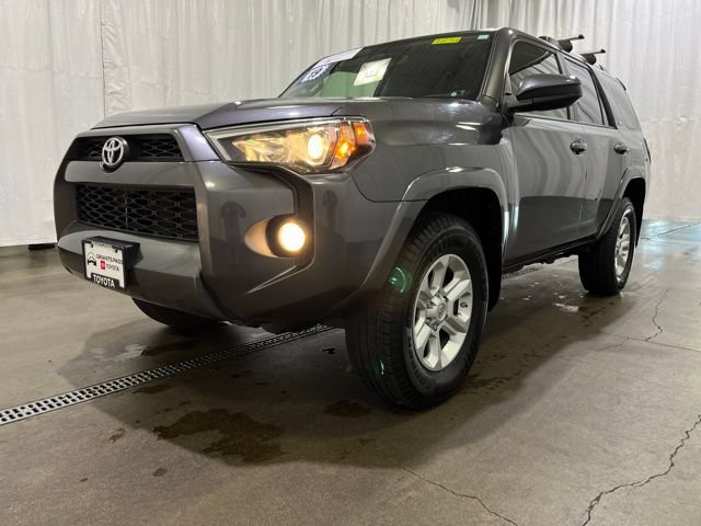 Certified 2019 Toyota 4Runner SR5 AWD/4WD image 27