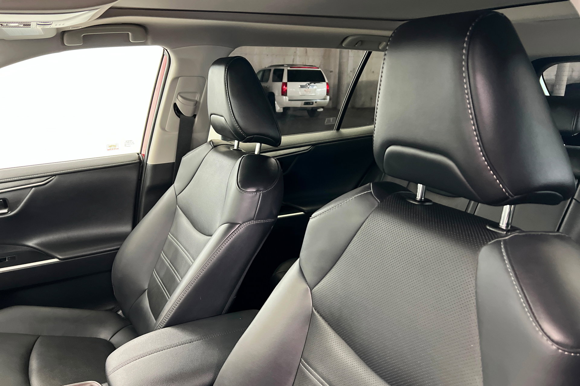 Used 2023 Toyota RAV4 Limited AWD/4WD image 17