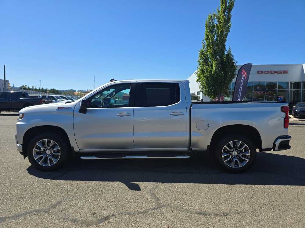 Used 2021 Chevrolet Silverado 1500 RST w/ All Star Edition Plus AWD/4WD image 2