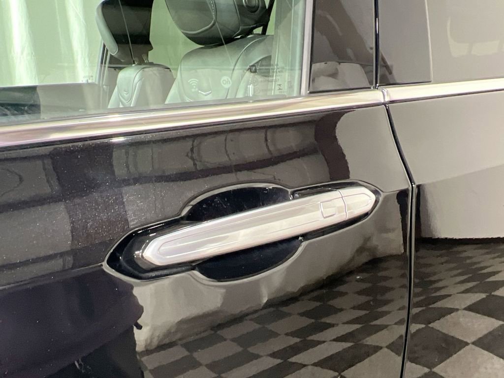 Used 2024 Cadillac XT6 Premium Luxury w/ LPO, Floor Liner Package image 15