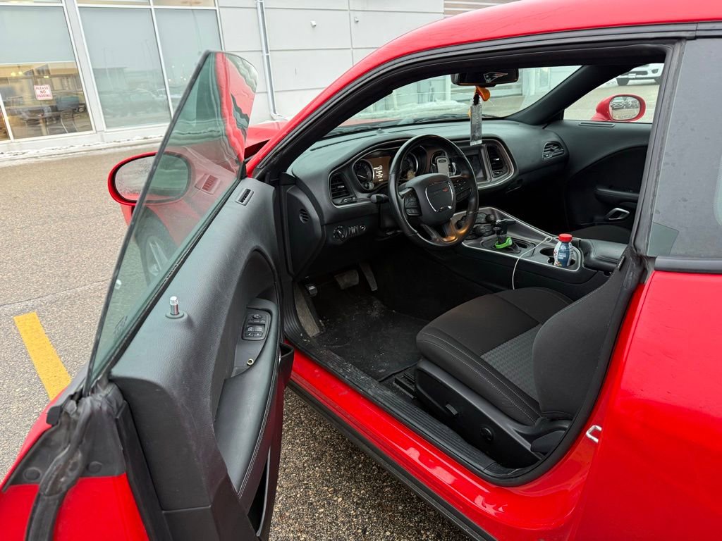 Used 2022 Dodge Challenger GT image 17