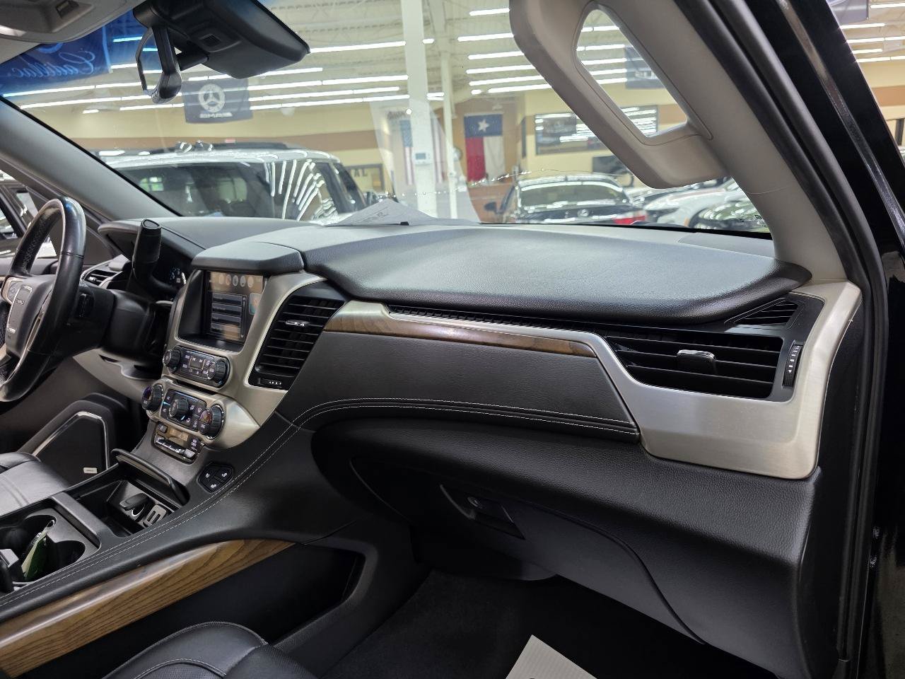 Used 2019 GMC Yukon Denali w/ Open Road Package AWD/4WD image 21