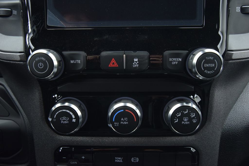 New 2026 RAM 5500 Tradesman w/ Chrome Appearance Group AWD/4WD image 15