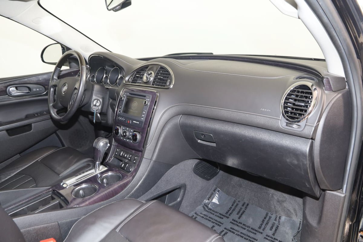 Used 2017 Buick Enclave Leather FWD image 37