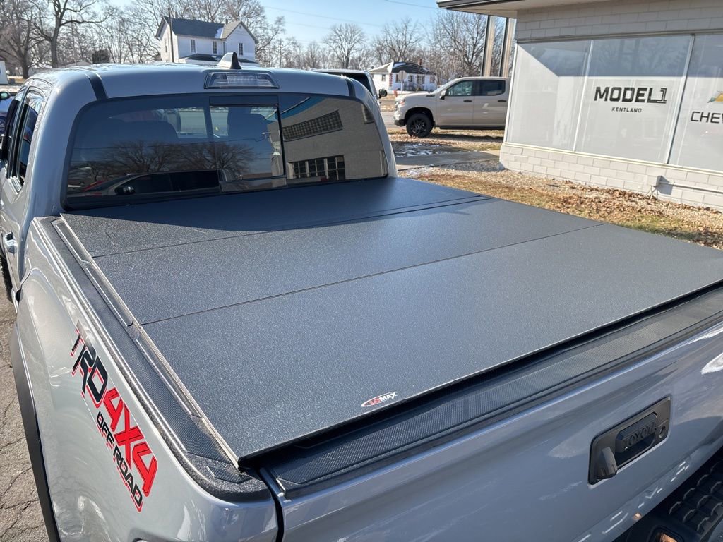 Used 2021 Toyota Tacoma TRD Off-Road w/ Technology Package image 11