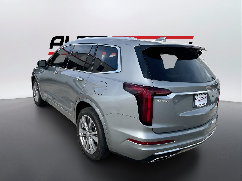 Used 2024 Cadillac XT6 Premium Luxury w/ Technology Package FWD image 5