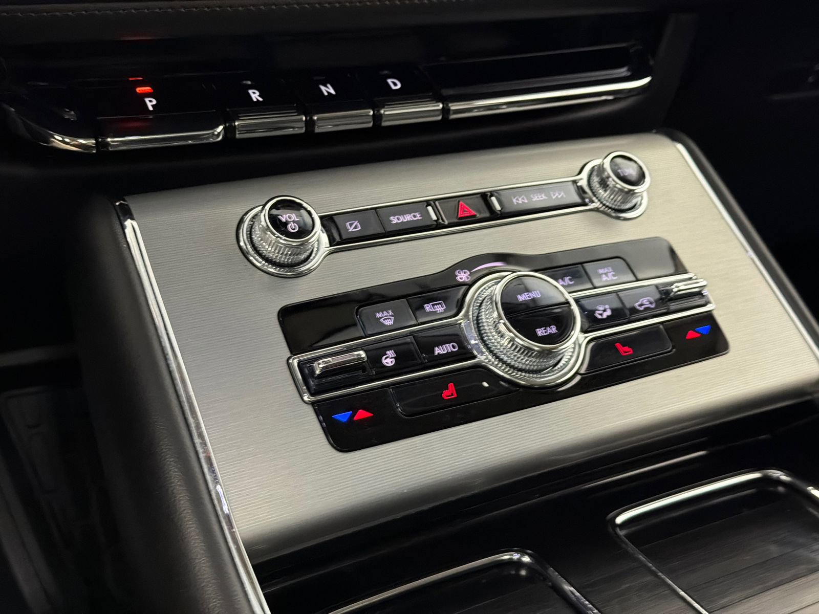 Certified 2023 Lincoln Aviator AWD w/ Premium Package image 30