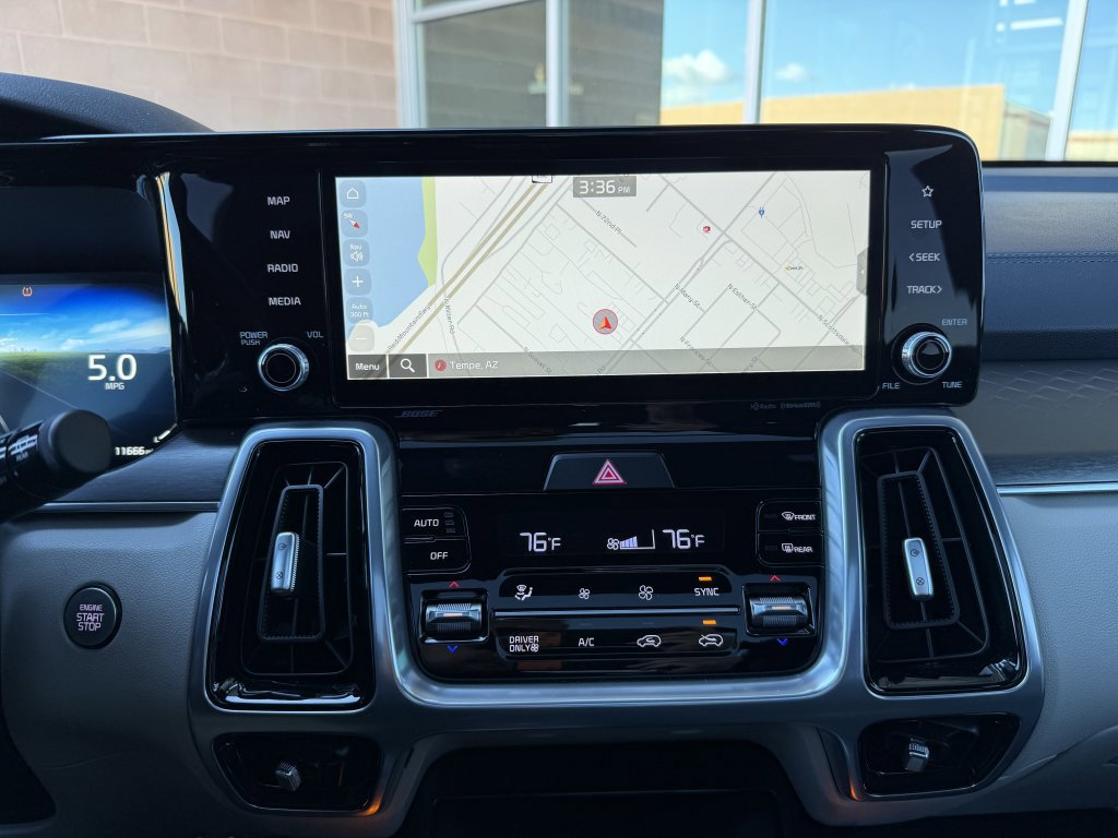 Used 2023 Kia Sorento SX Prestige image 20