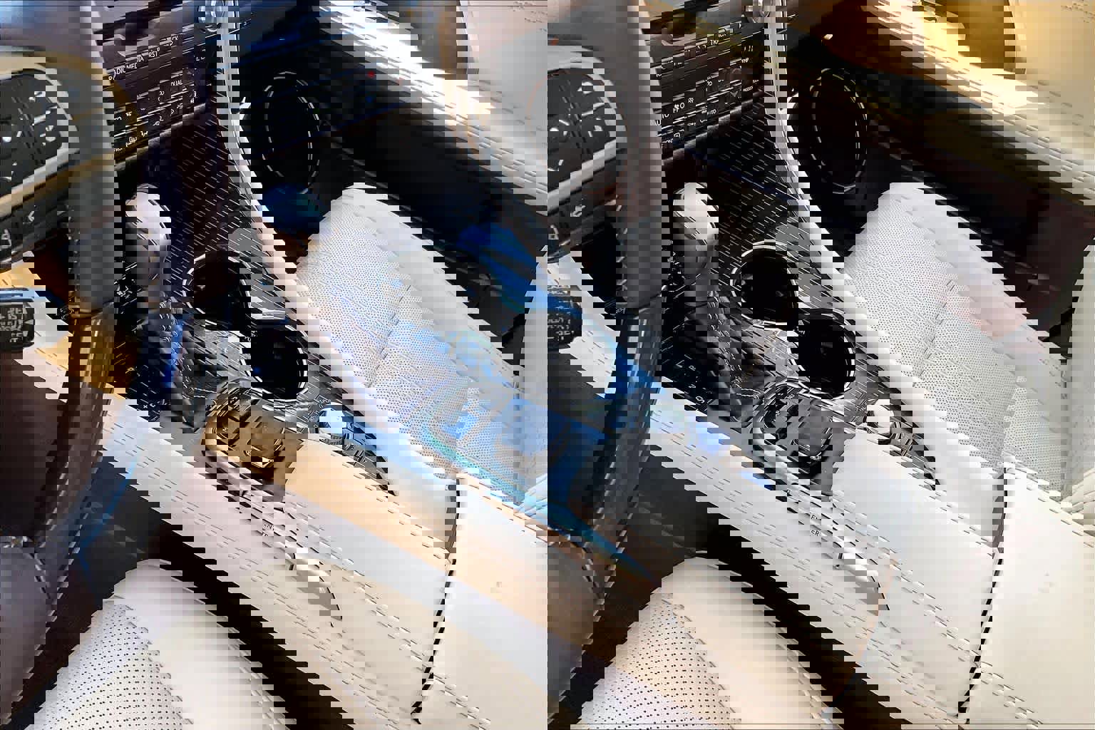 Used 2019 Lexus RX 350 FWD w/ Luxury Package image 14