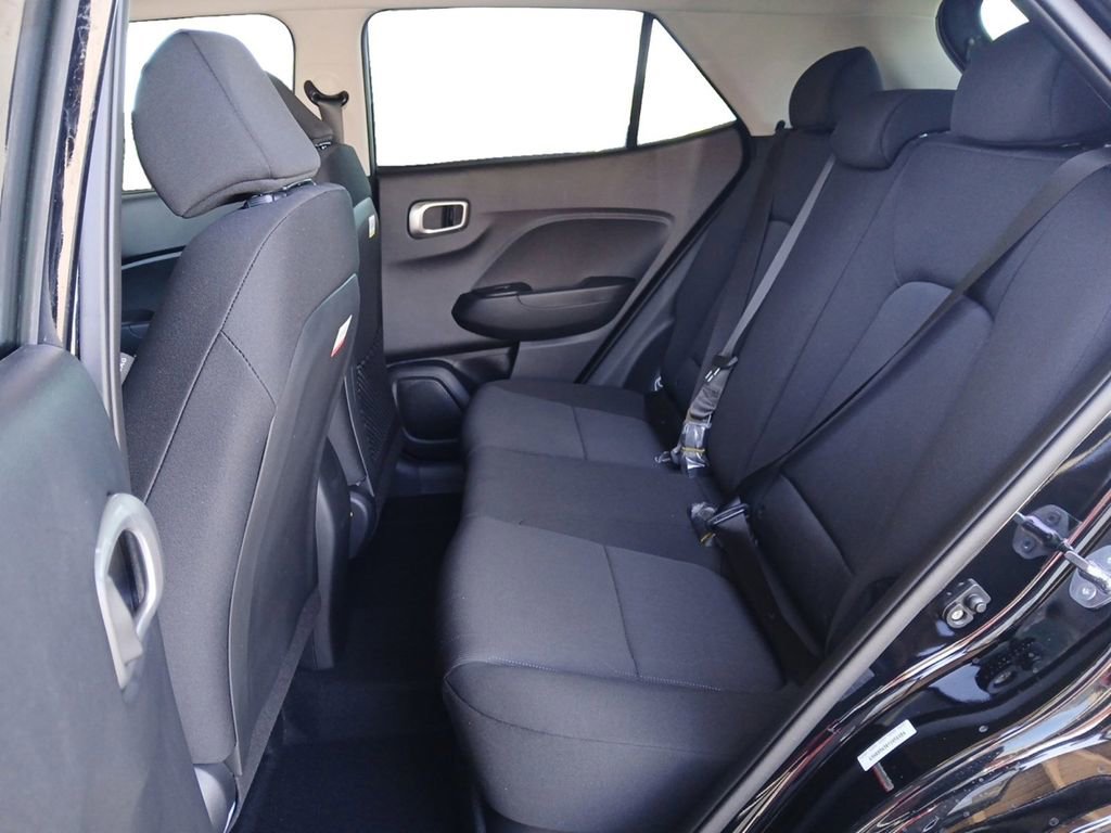 New 2026 Hyundai Venue SE FWD image 13