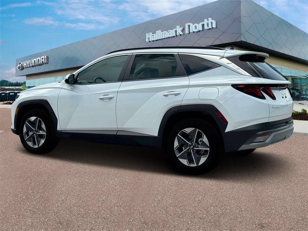 Used 2025 Hyundai Tucson SEL FWD image 4