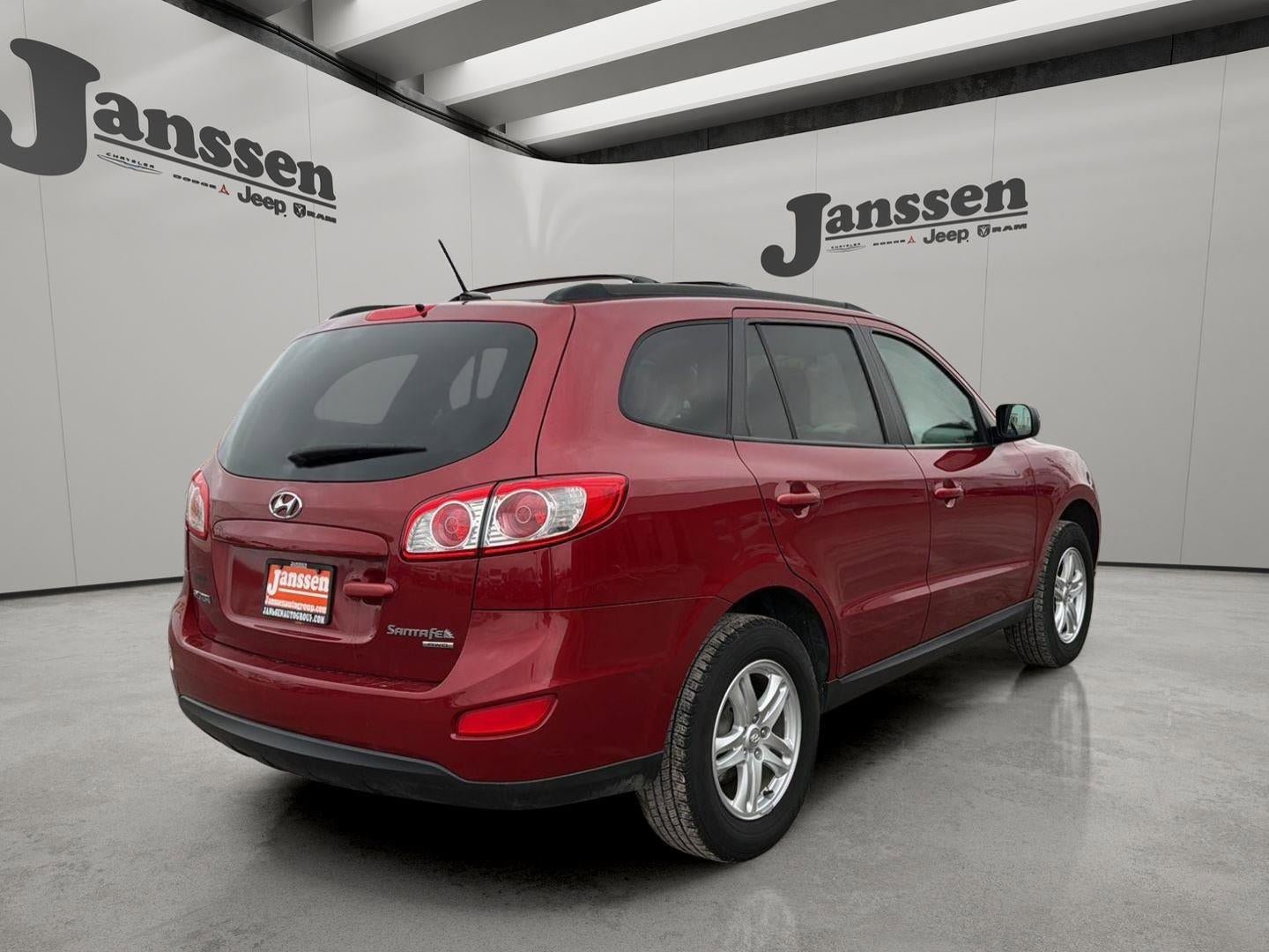 Used 2011 Hyundai Santa Fe GLS image 4