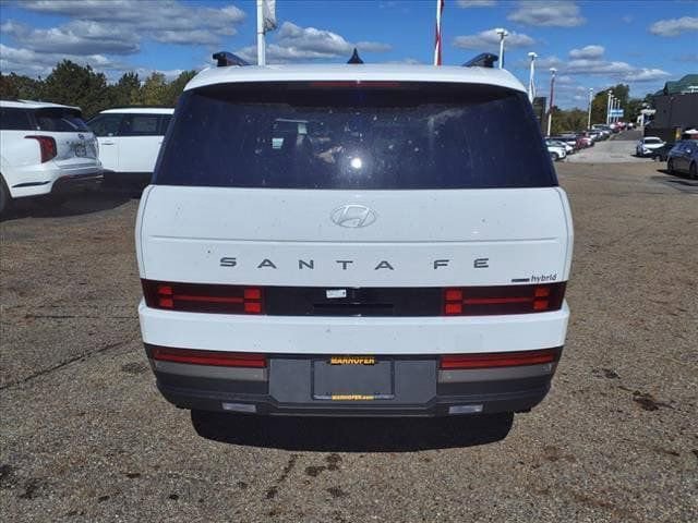 Used 2025 Hyundai Santa Fe Limited image 5