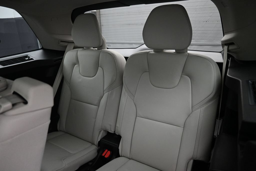 Used 2021 Volvo XC90 T6 Inscription w/ Advanced Package AWD/4WD image 32