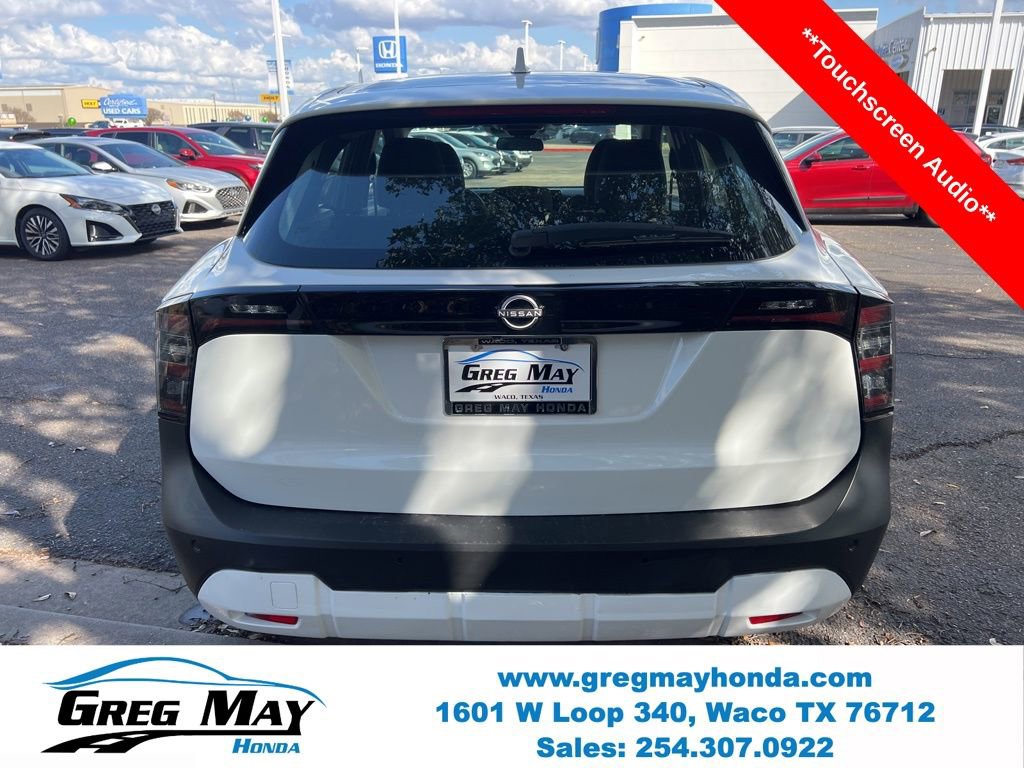 Used 2025 Nissan Kicks S image 6