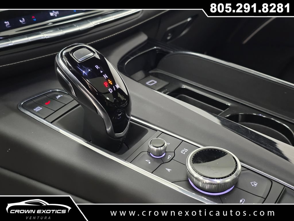 Used 2024 Cadillac Escalade V w/ LPO, ONYX Package AWD/4WD image 31