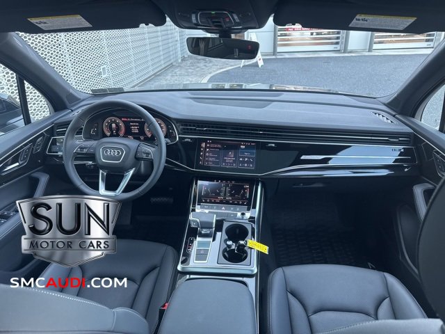 Used 2025 Audi Q7 3.0T Premium Plus w/ Premium Plus Package image 13