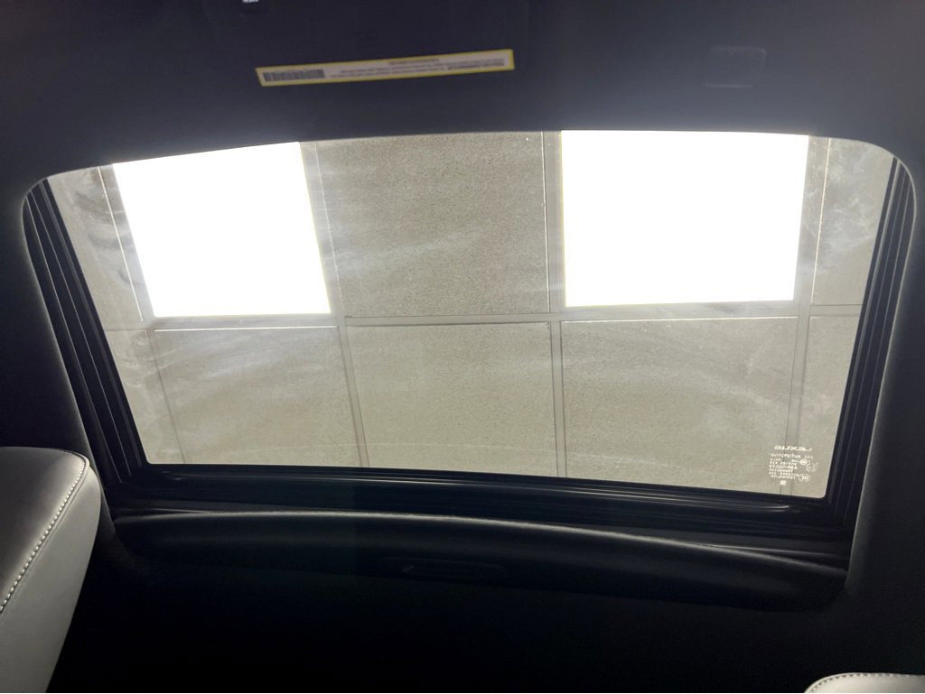 Certified 2024 Lexus IS 350 F Sport image 10