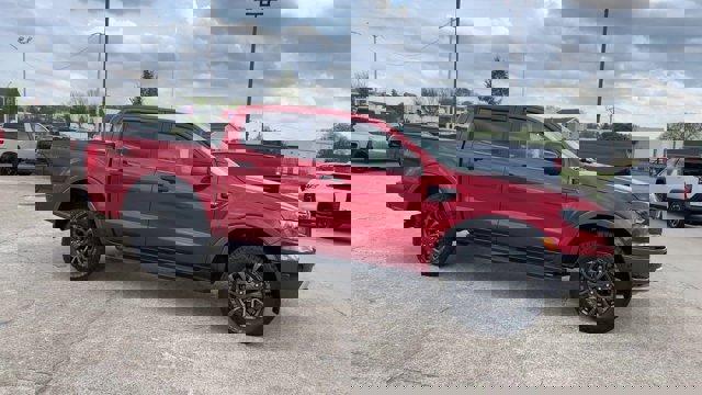 Used 2020 Ford Ranger XLT w/ Equipment Group 301A Mid image 2