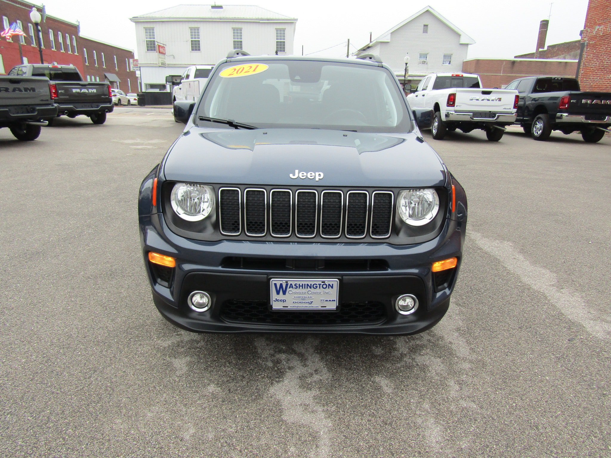 Used 2021 Jeep Renegade Latitude w/ Convenience Group AWD/4WD image 8