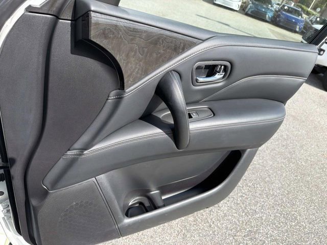 Used 2024 INFINITI QX80 Luxe RWD image 14