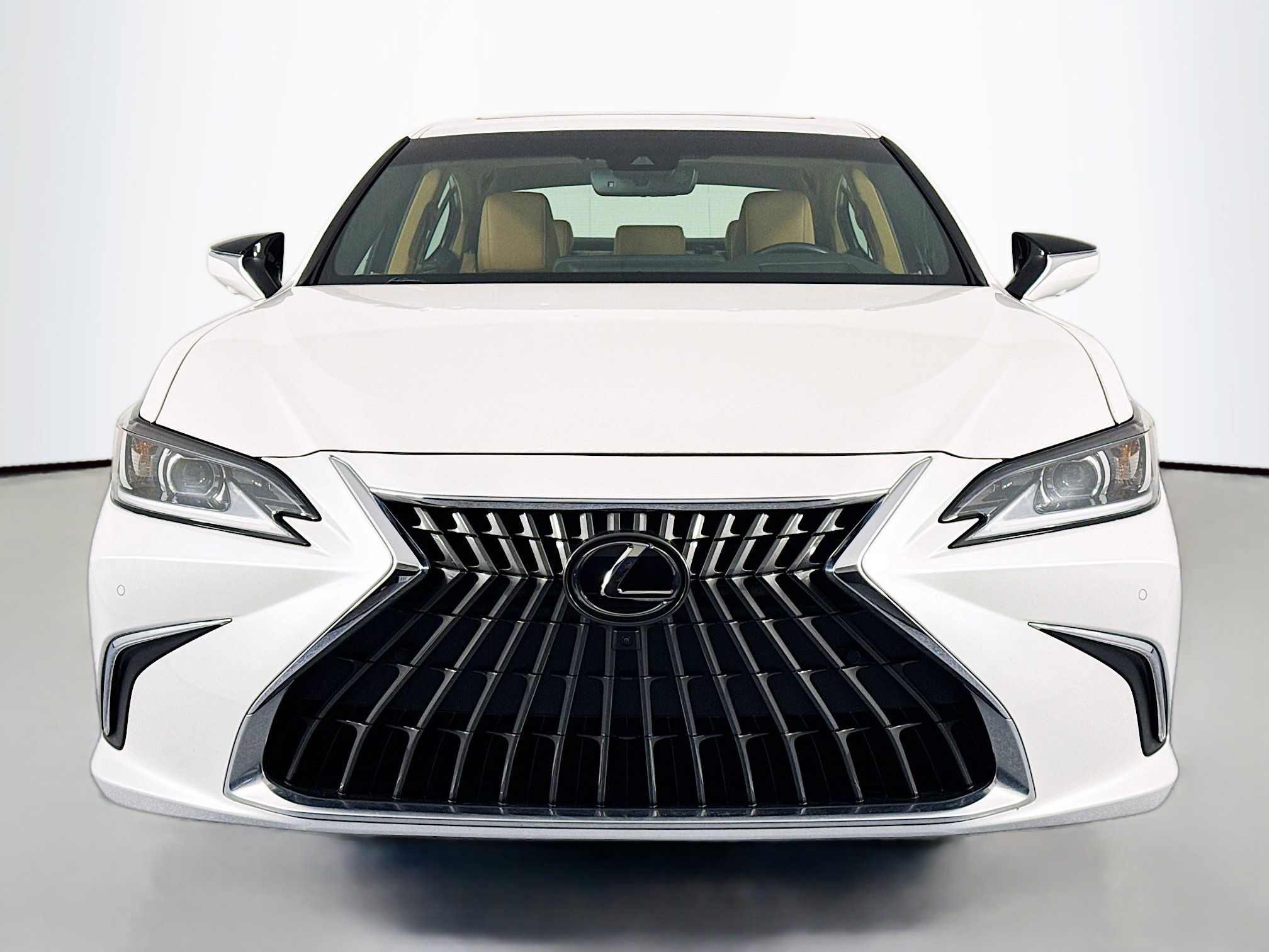 Used 2024 Lexus ES 300h ES 300h Luxury image 2