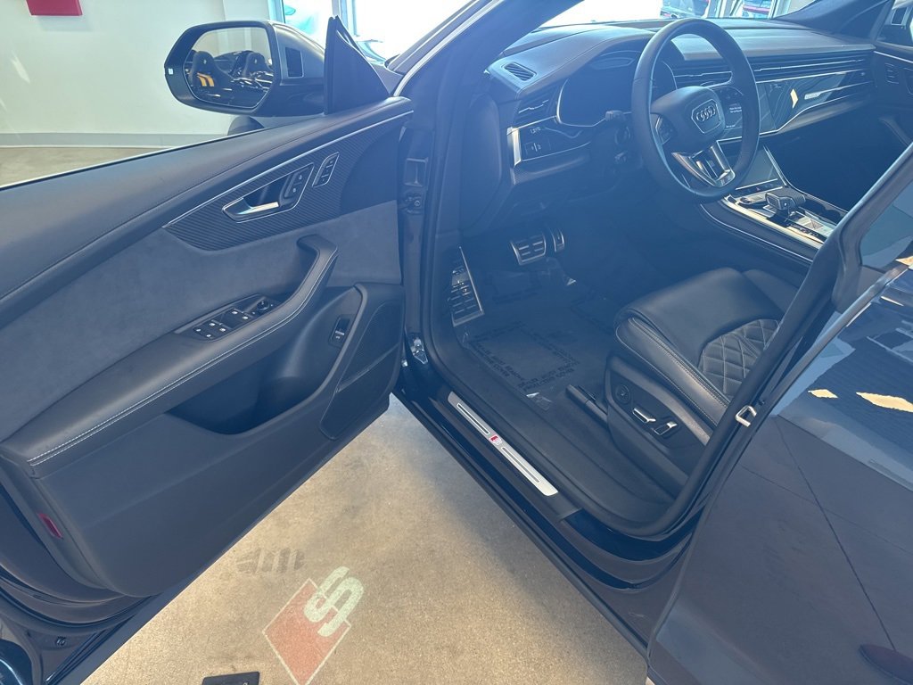 Used 2024 Audi SQ8 Prestige w/ Prestige Package image 14