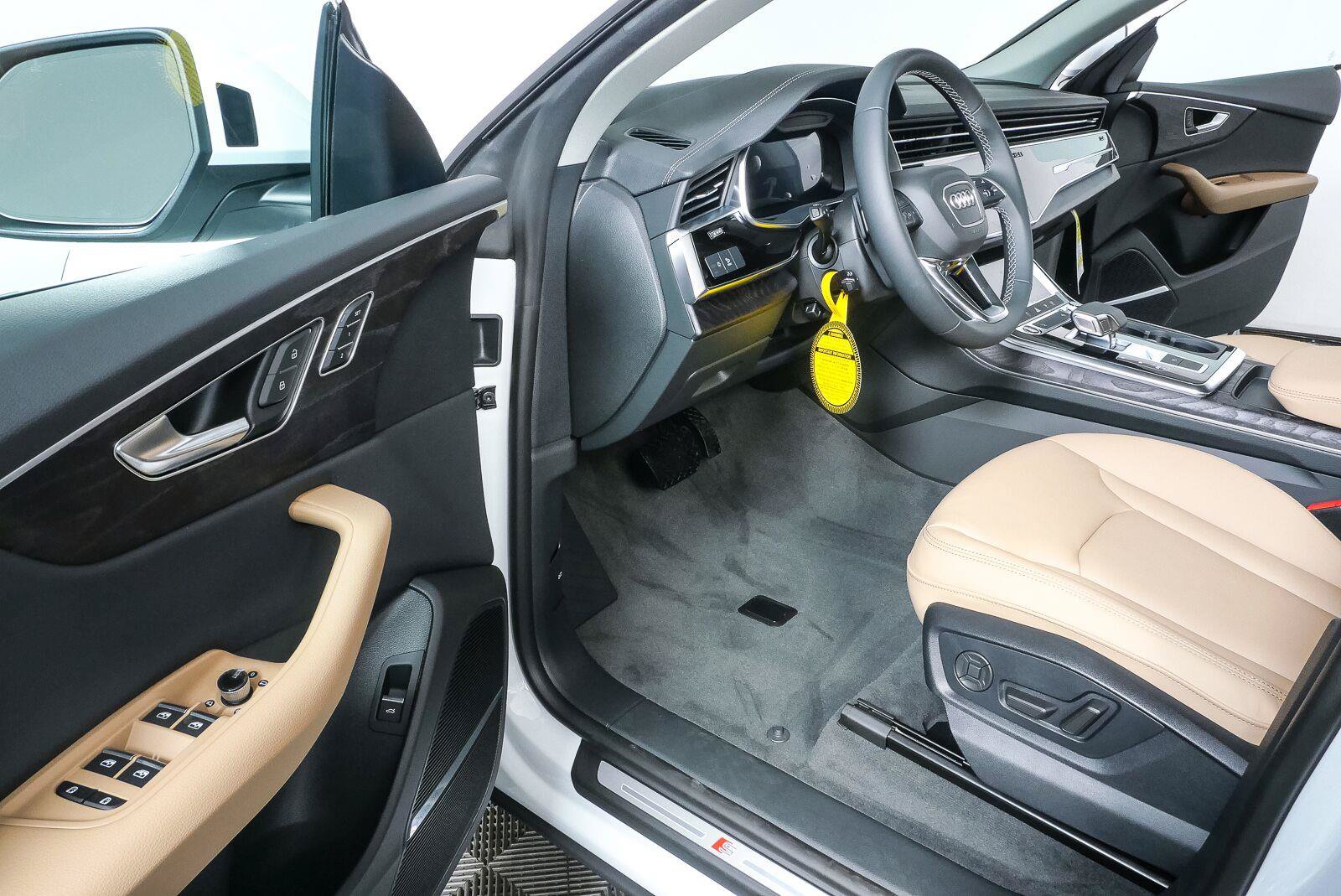 New 2027 Audi Q8 Premium AWD/4WD image 8