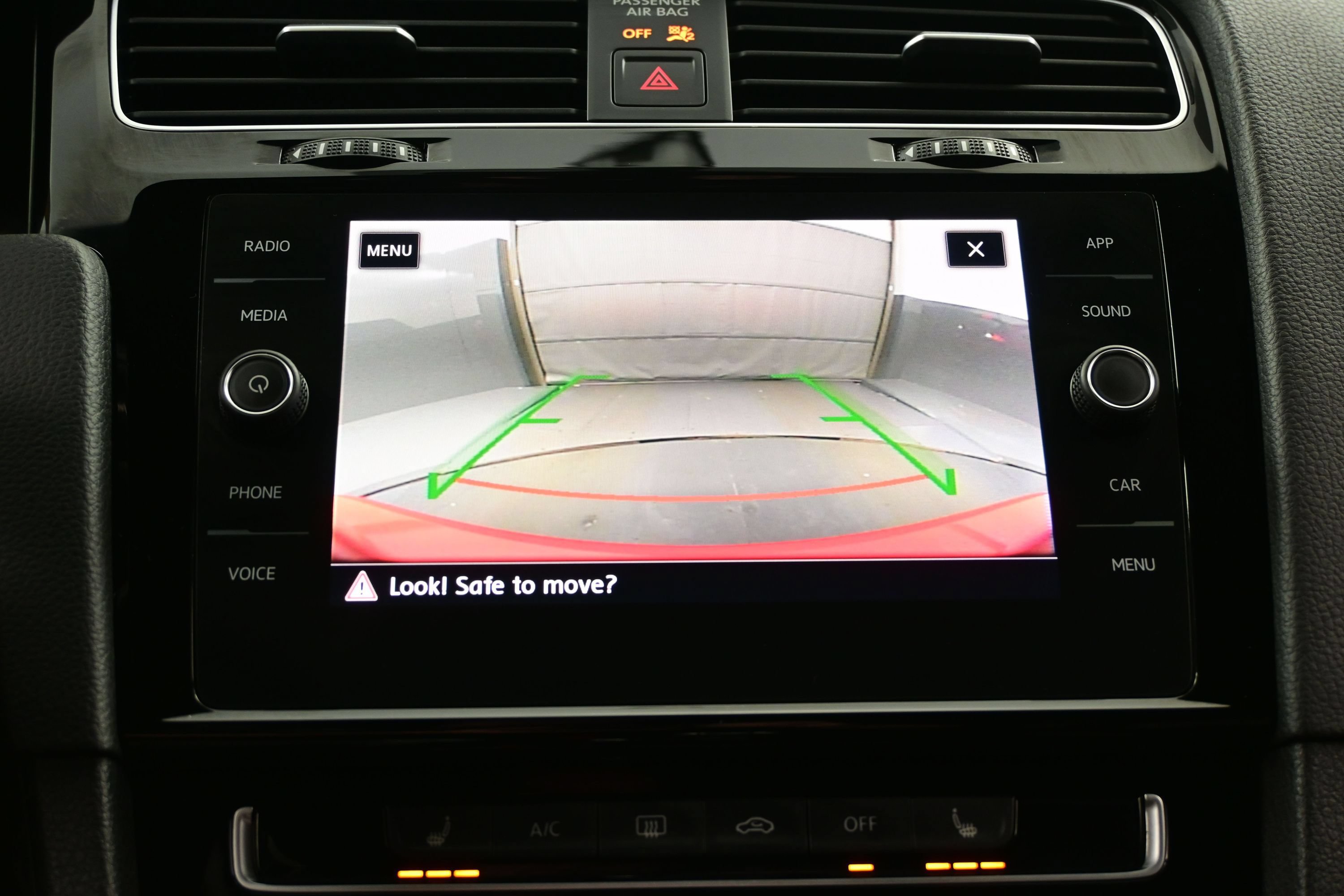 Used 2019 Volkswagen GTI SE w/ SE Experience Package FWD image 18