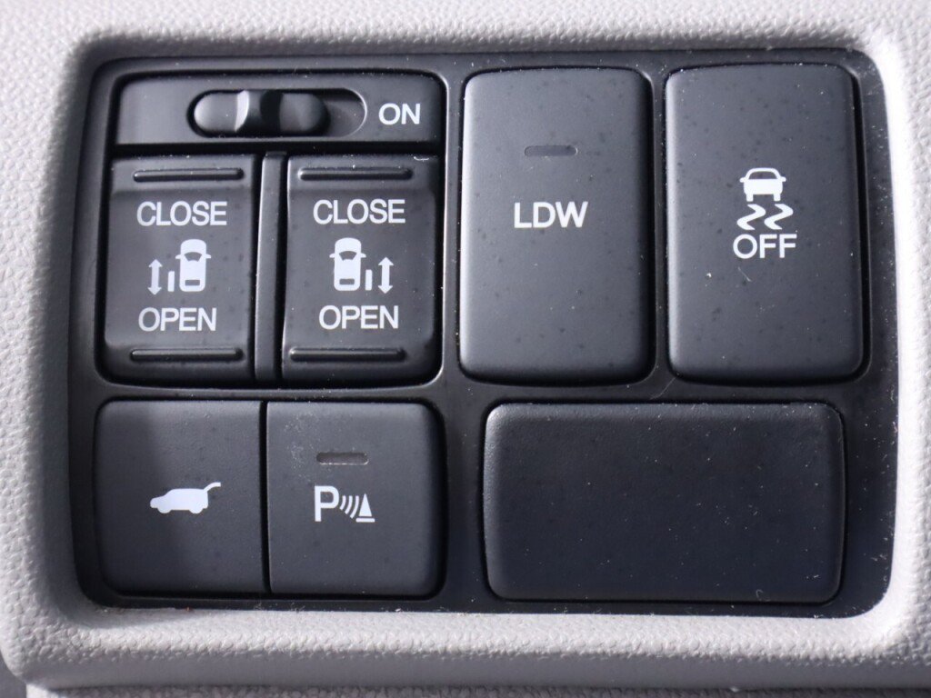 Used 2016 Honda Odyssey EX-L image 10